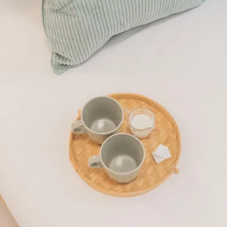 Enchanted - 2 By Rent * Como