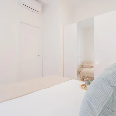 Enchanted - 2 By Rent Apartment Como